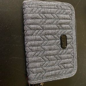 Rodeo wallet in heather grey. EUC smoke free home.
